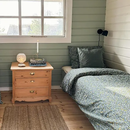 Charming Log Close To The Water And Prázdninový dům Hou (Nordjylland)